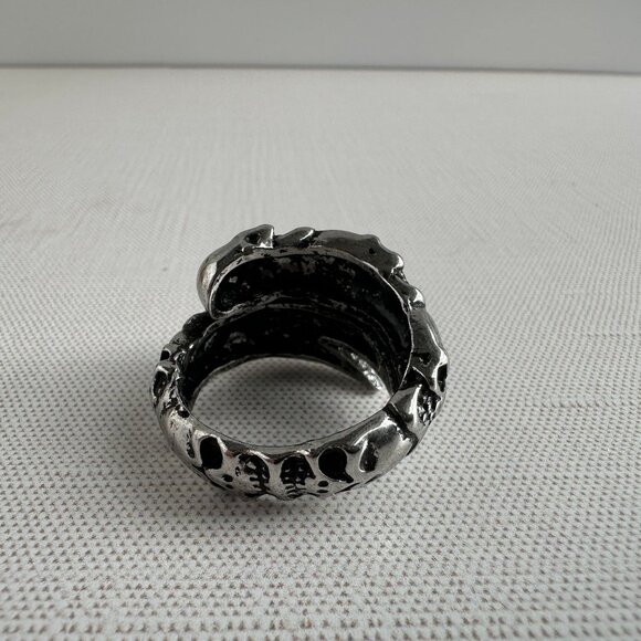 Bikers Stainless Steel Skull & Claw Ring Size 11, Gothic Halloween Jewelry - Picture 4 of 8